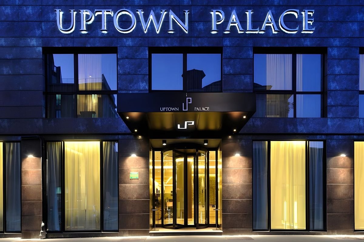 Hotel Uptown Palace