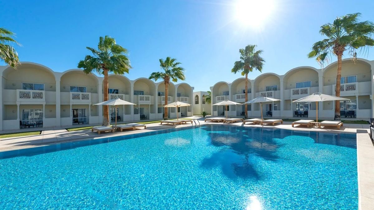 REEF OASIS BEACH RESORT