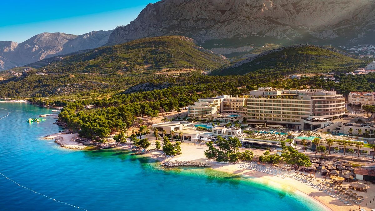 Aminess Khalani Beach Hotel