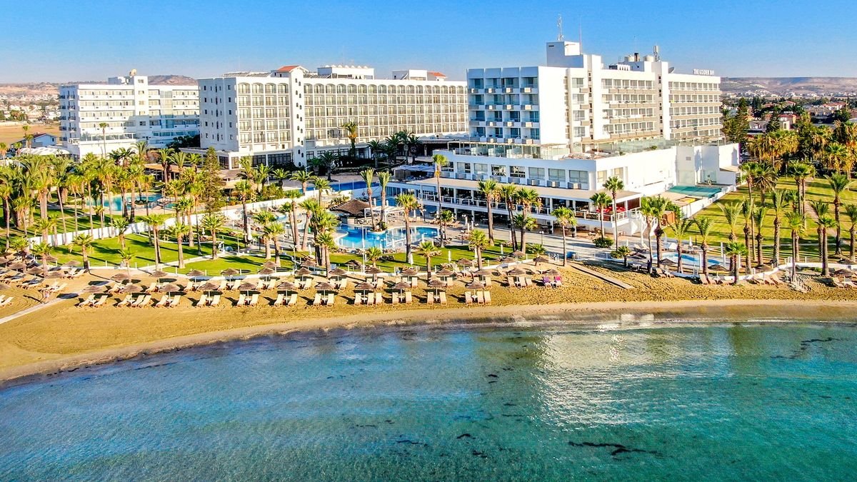 Viesnīca Golden Bay Beach