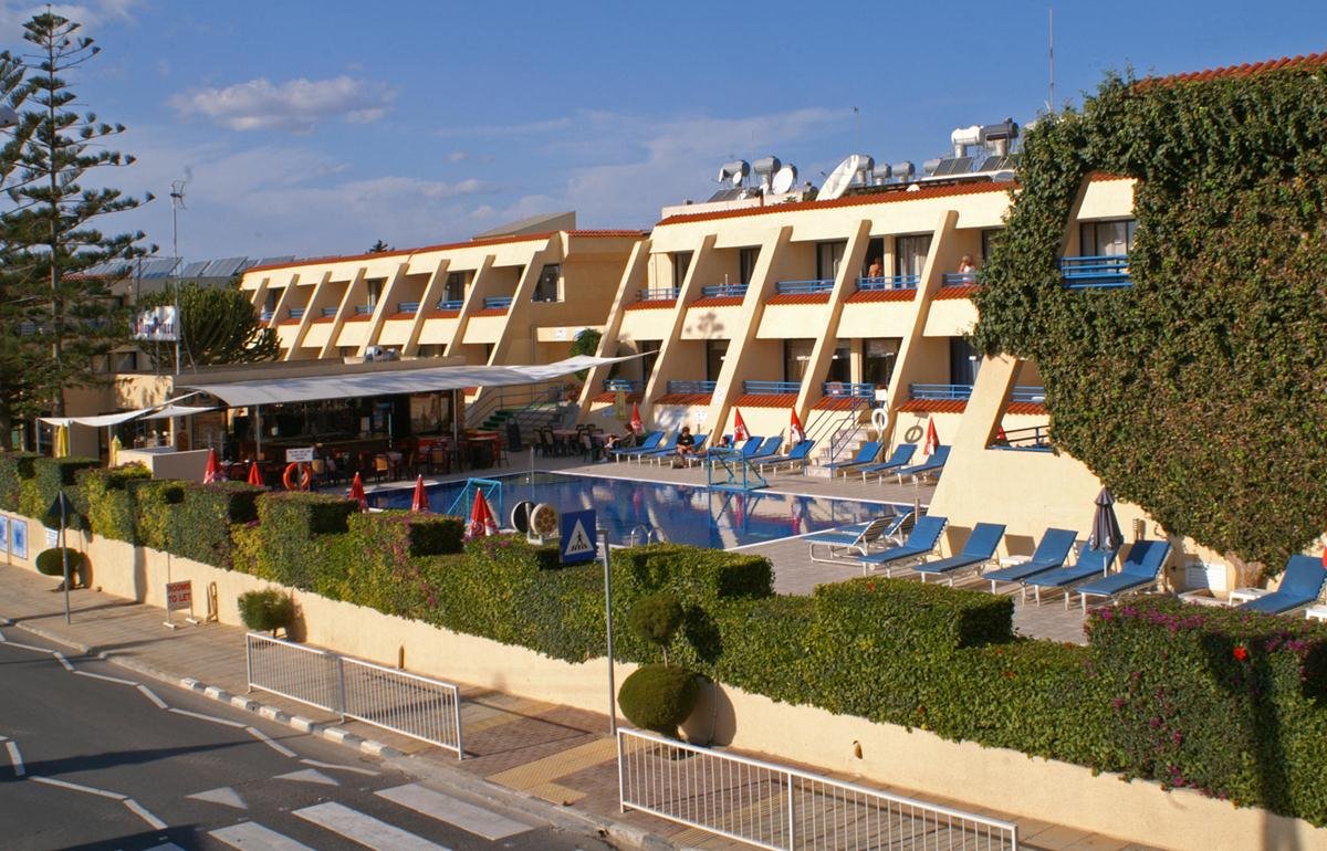 Napa Prince Hotel Apartments