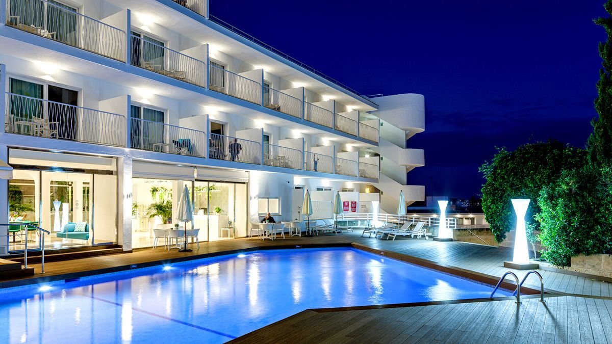 Tora Hotel