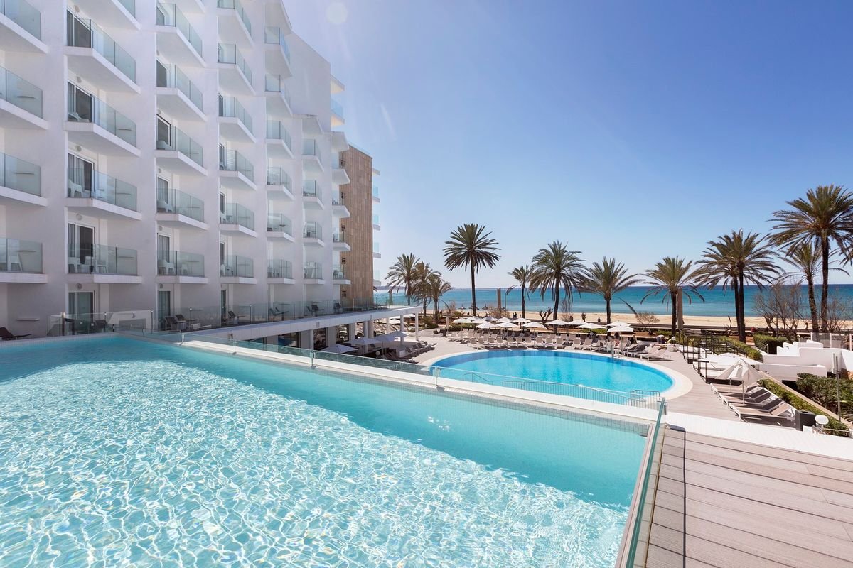 Viesnīca HM Tropical