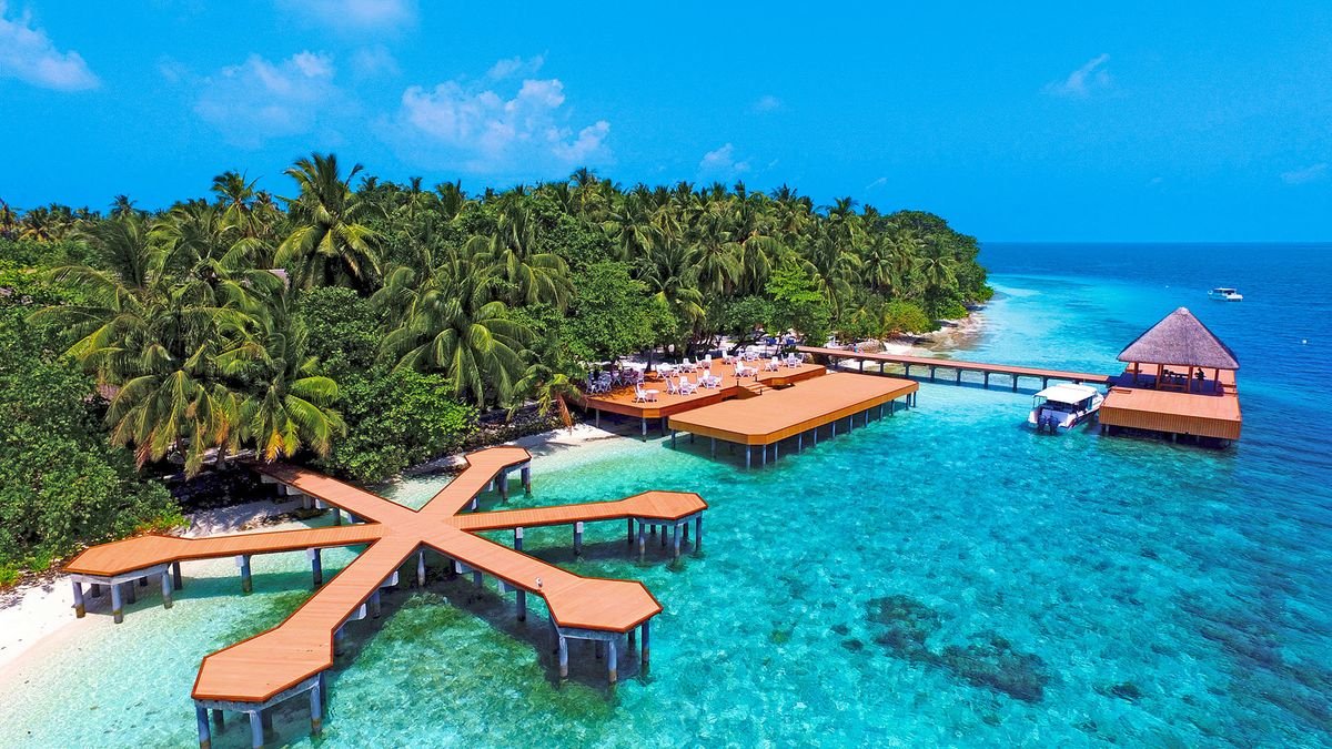 Hotel Fihalhohi Island Resort
