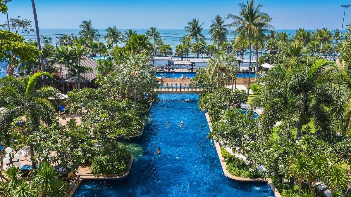 Hotel Jomtien Palm Beach & Resort