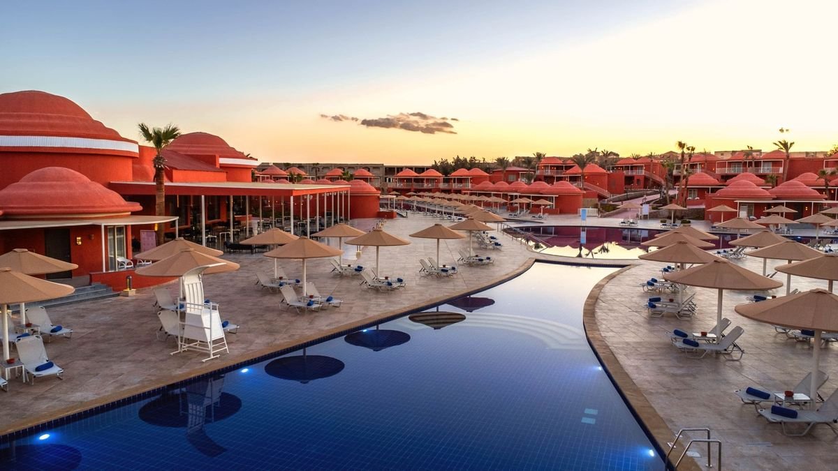 Pickalbatros Laguna Club Resort