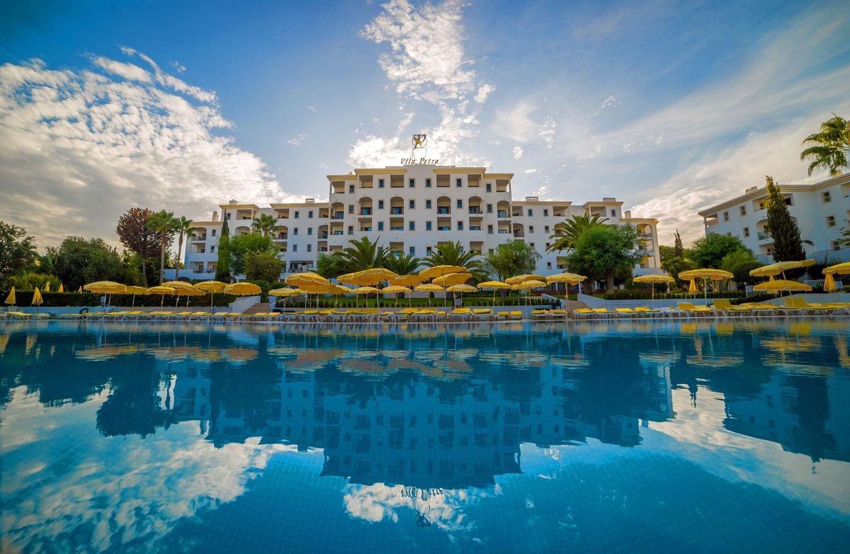 ApartHotel Vila Petra 