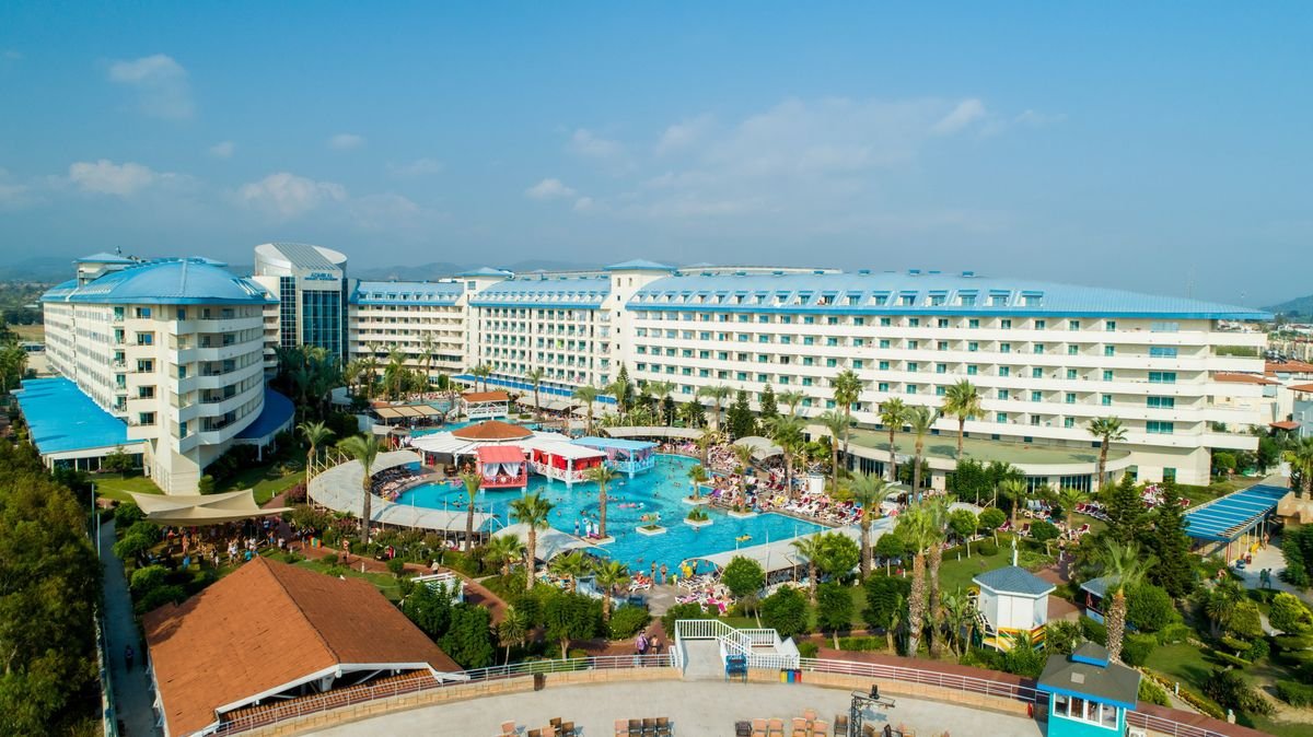 Hotel Crystal Admiral Aqua Collection