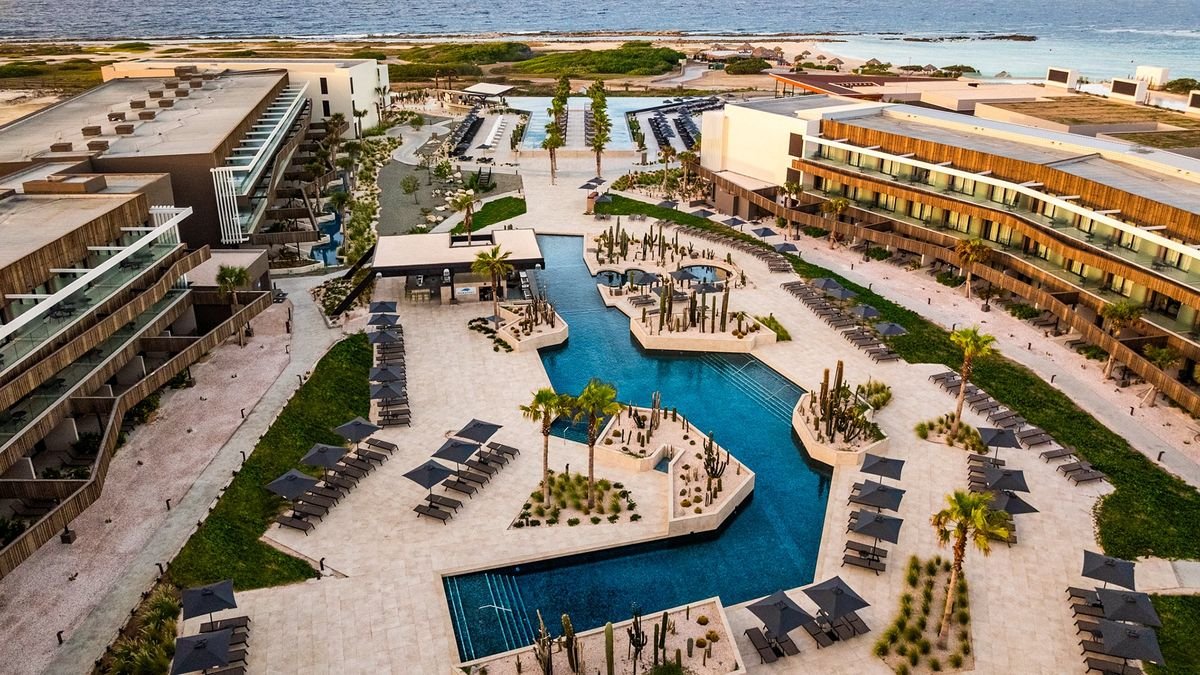 Hotel Secrets Baby Beach Aruba