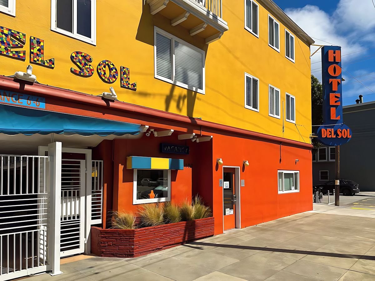 Hotel del Sol