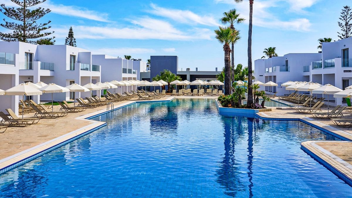 Atlantica Panthea Resort