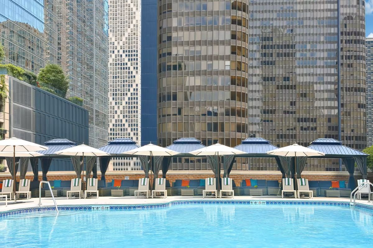 DoubleTree by Hilton Hotel Chicago - Magnificent Mile