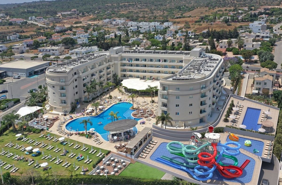 Sunrise Oasis Hotel & Waterpark