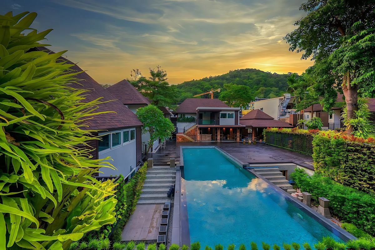 The Cliff Elegance Resort