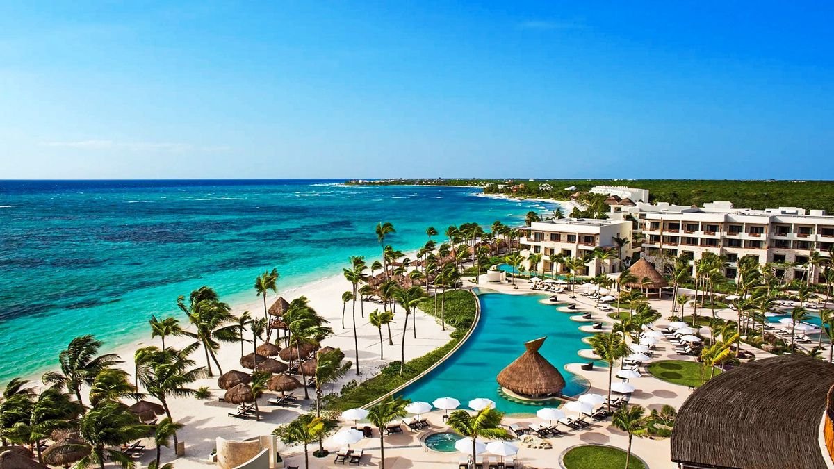 Hotel Secrets Akumal Riviera Maya