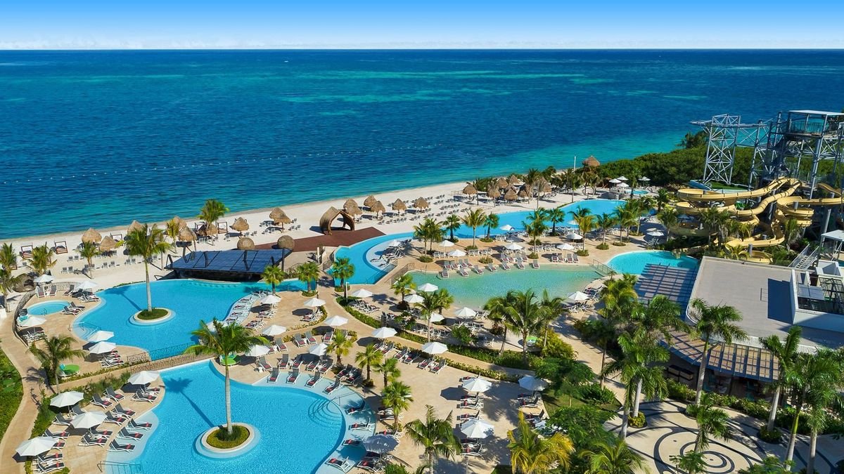 Dreams Natura Resort & Spa