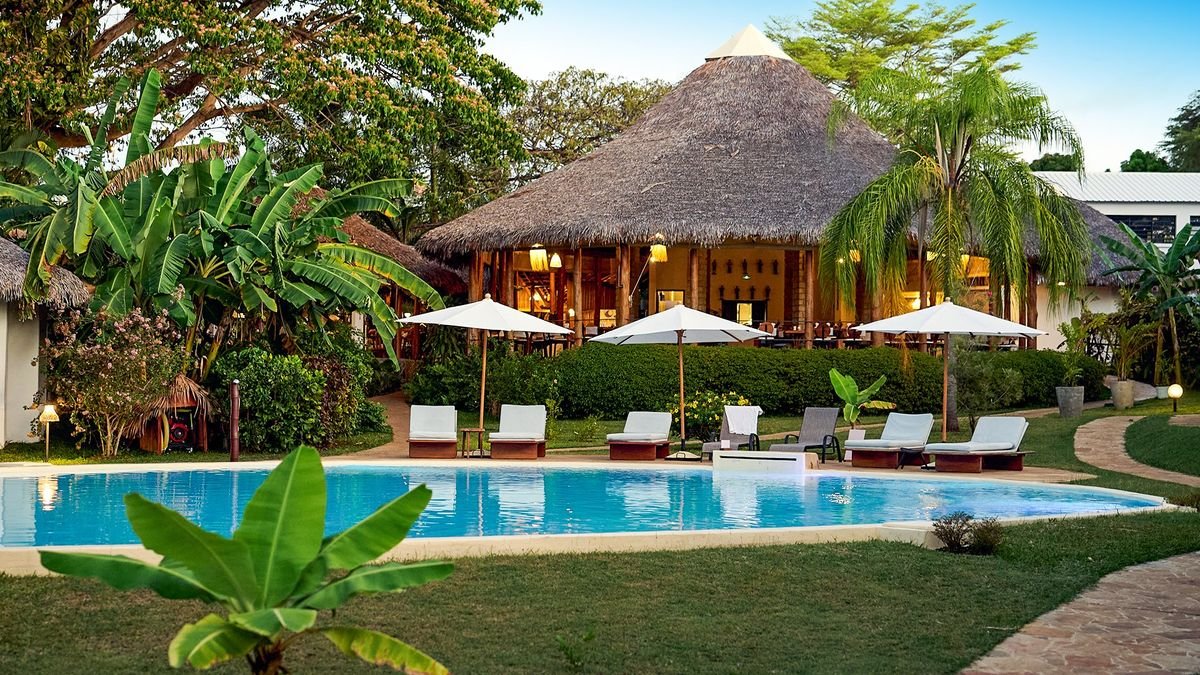 Hotel Loharano Lodge 
