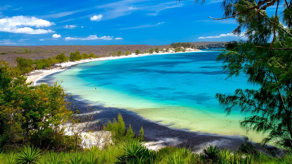 Madagaskar: Tři zátoky a národní park Ankarana