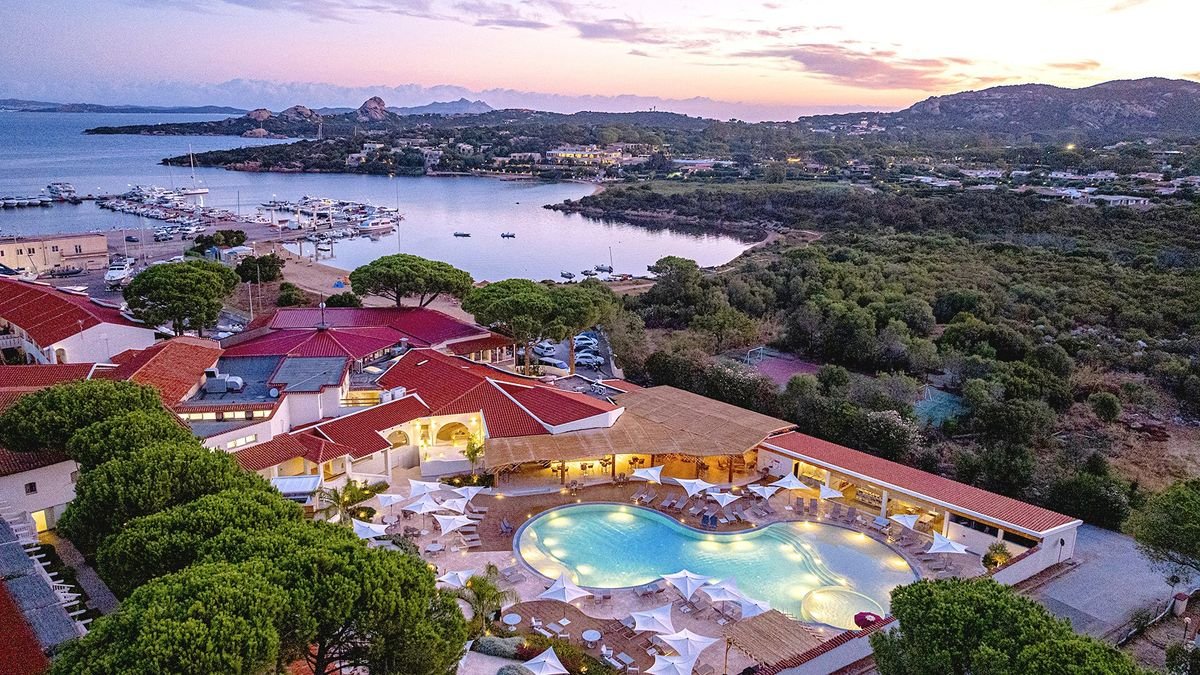 Hotel Club Esse Cala Bitta - Baja Sardinia