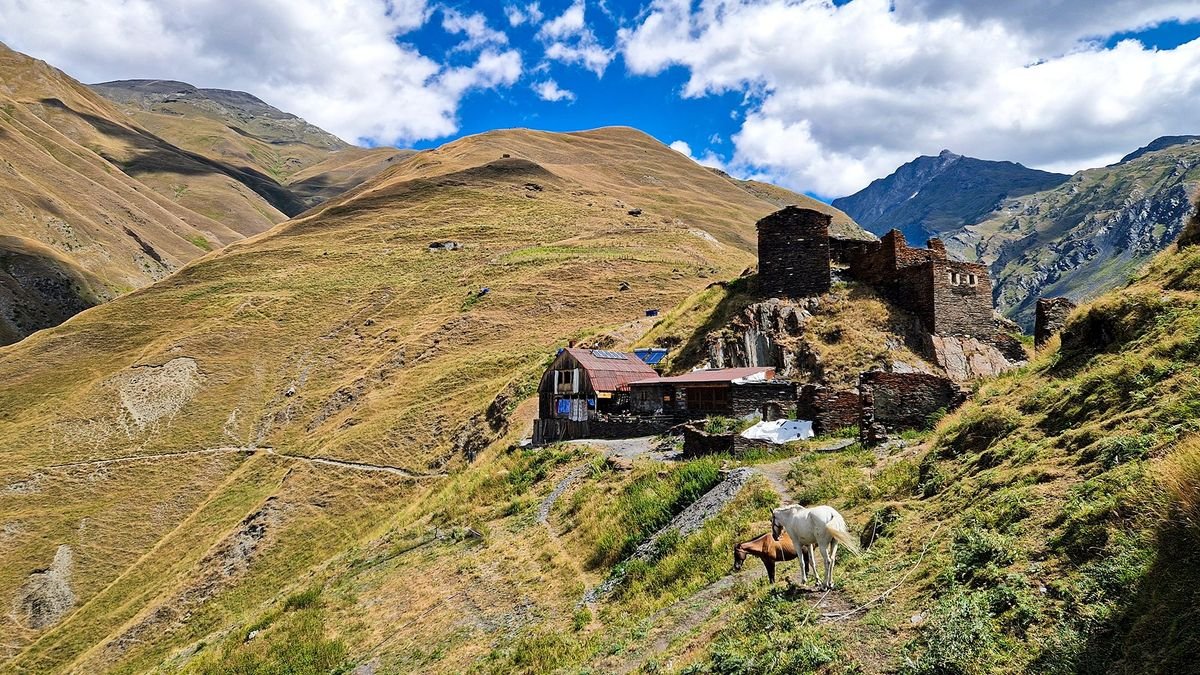 Górskie Wyzwania – Gruzja w sercu Kaukazu