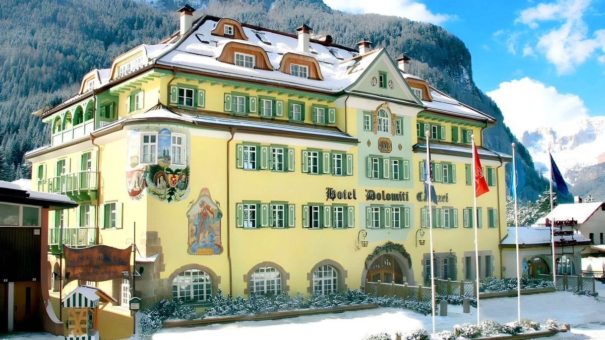 Schloss Hotel & Club Dolomiti