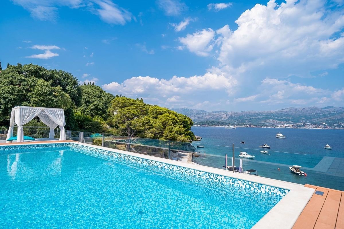 Kalamota Beach House