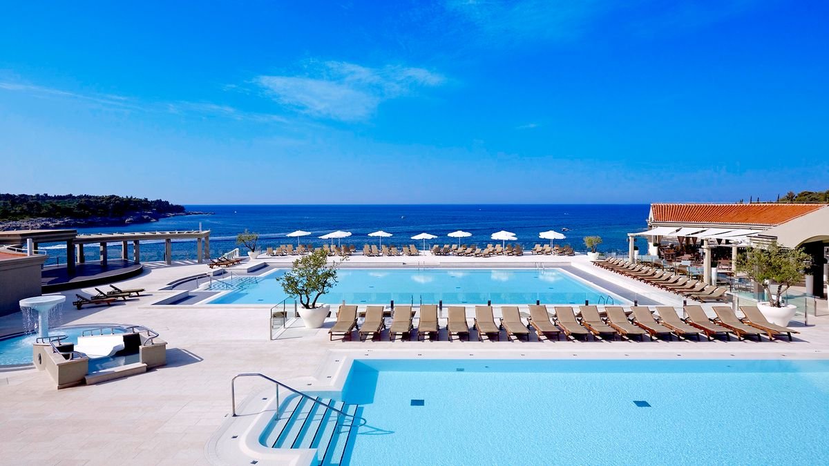 Park Plaza Verudela Apartments