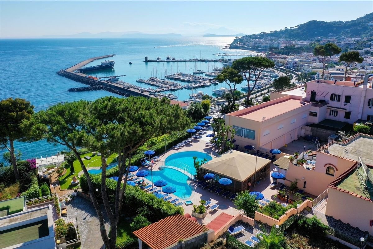 Hotel Terme & Beach Club Cristallo Palace