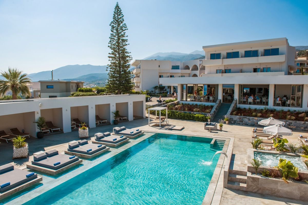 Hotel Matheo Villas & Suites