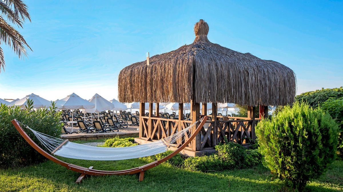 Hotel Crystal Tat Beach