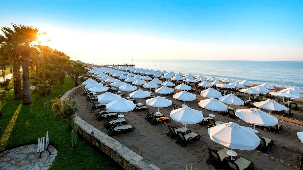 Hotel Crystal Tat Beach