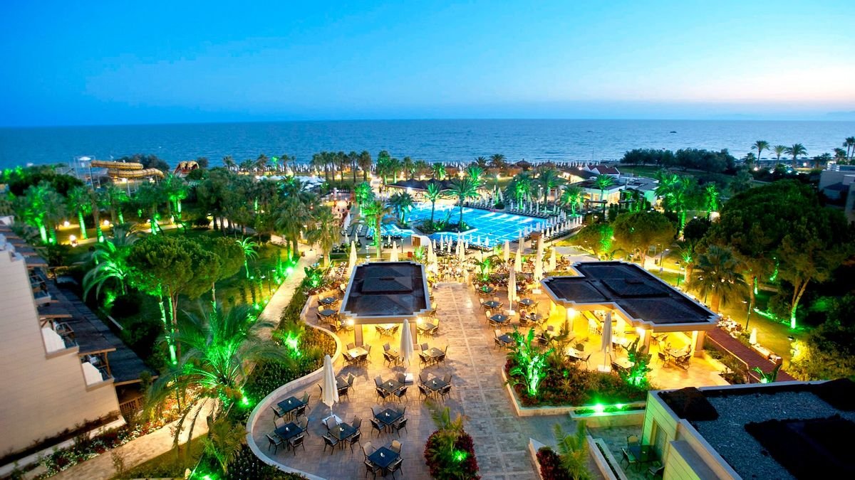 Hotel Crystal Tat Beach