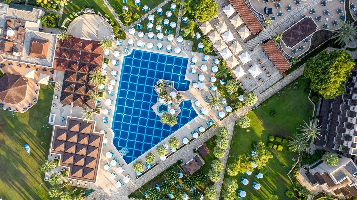 Hotel Crystal Tat Beach