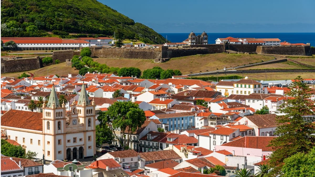 Angra de Heroismo na Terceirze