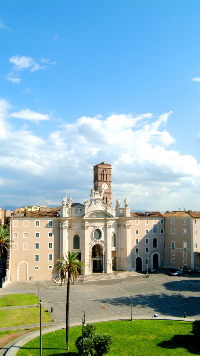 Hotel Domus Sessoriana