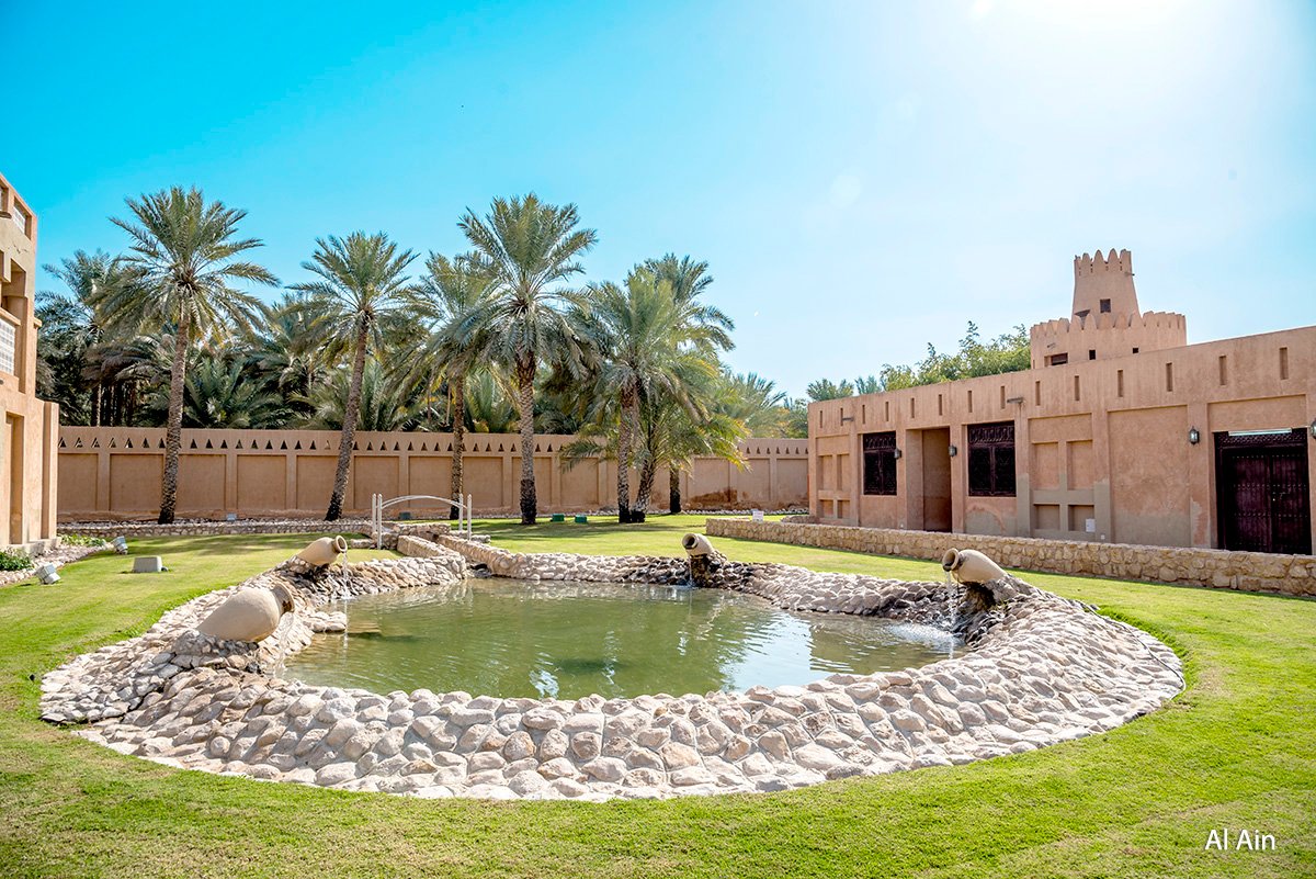 Wieżowce i karawany