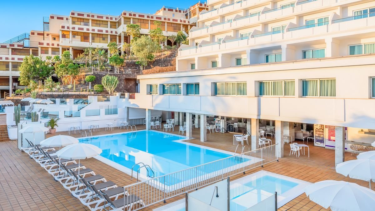 Hotel Fergus Cactus Garden