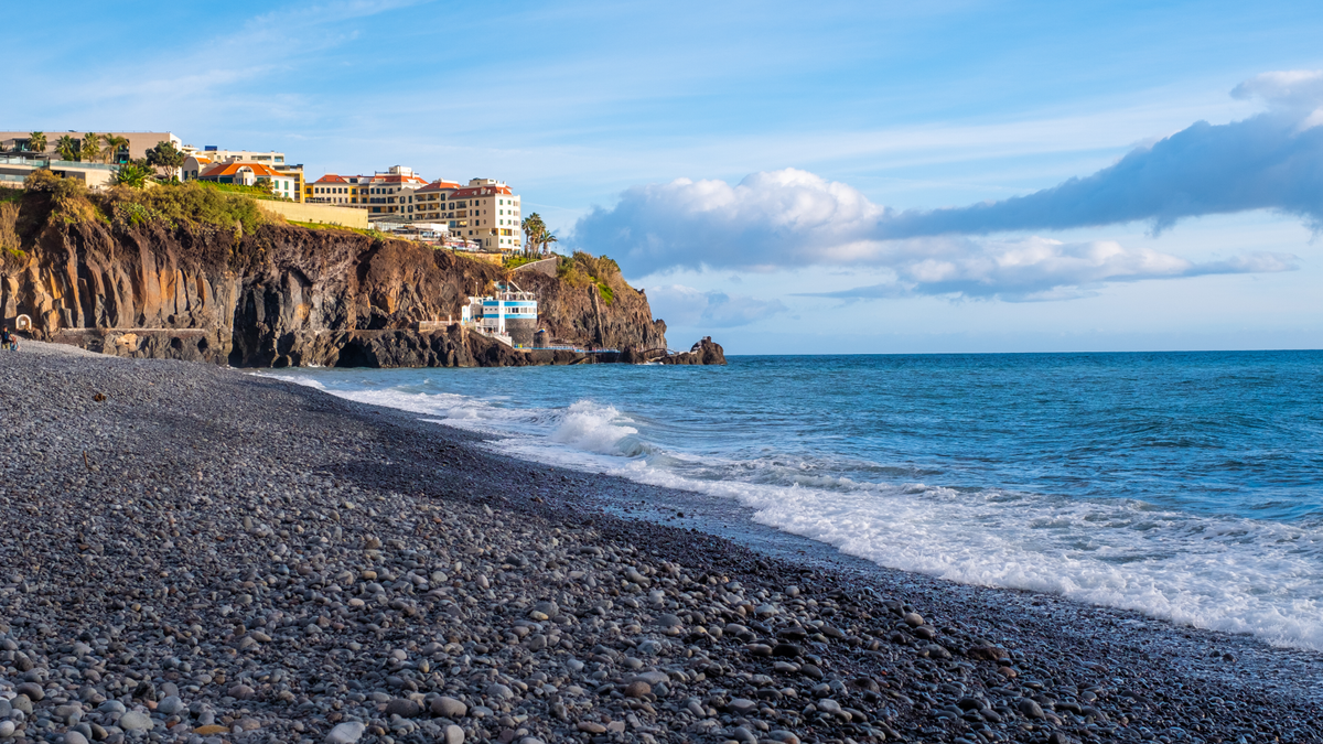 Praia Formosa w Funchal 