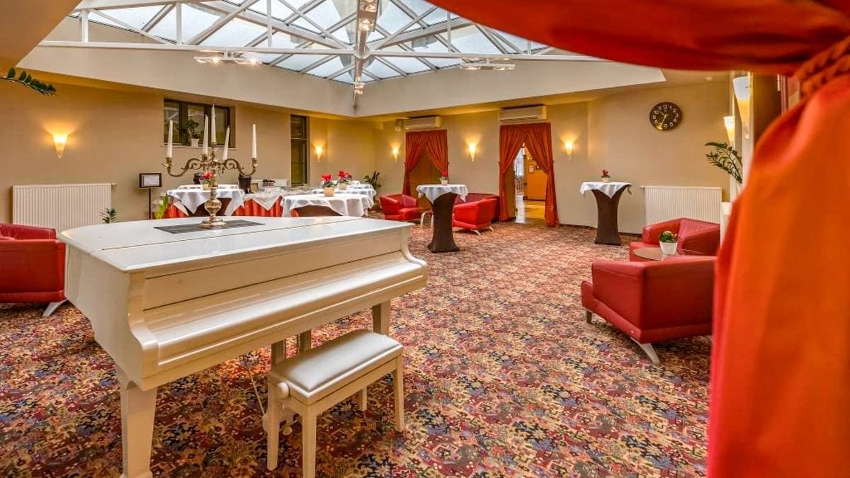 MONIKA Centrum Hotels