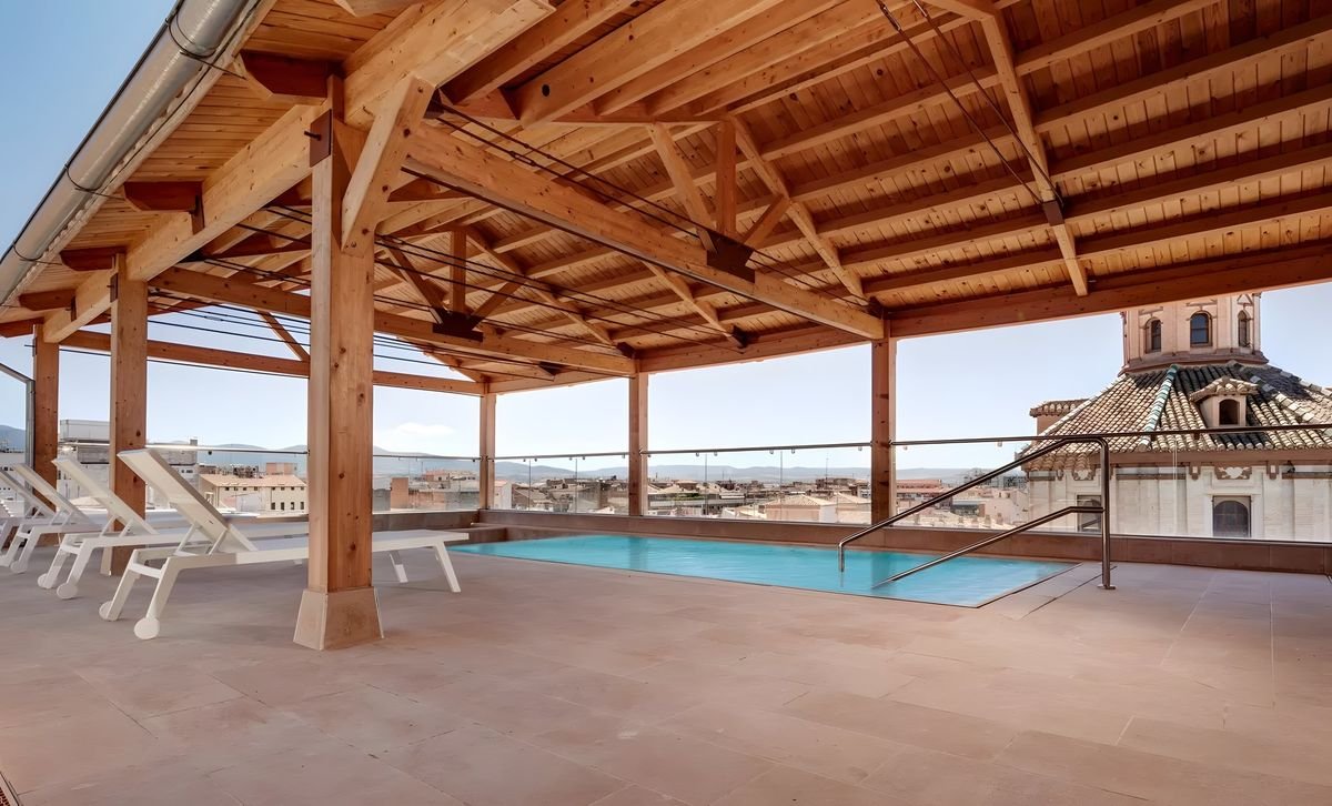 Sercotel Granada Suites