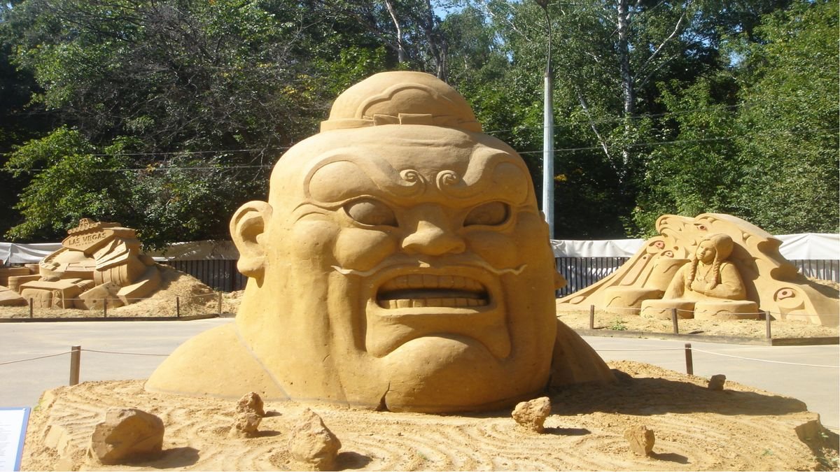 Sand City