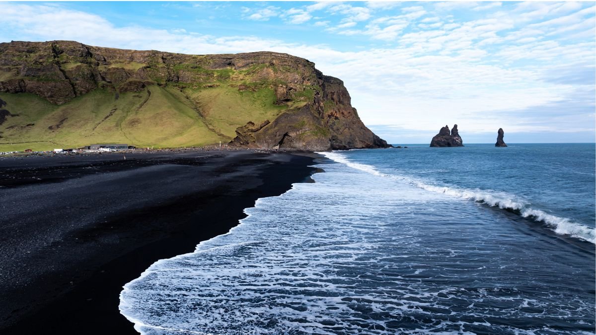 Reynisfjara – Czarna Plaża