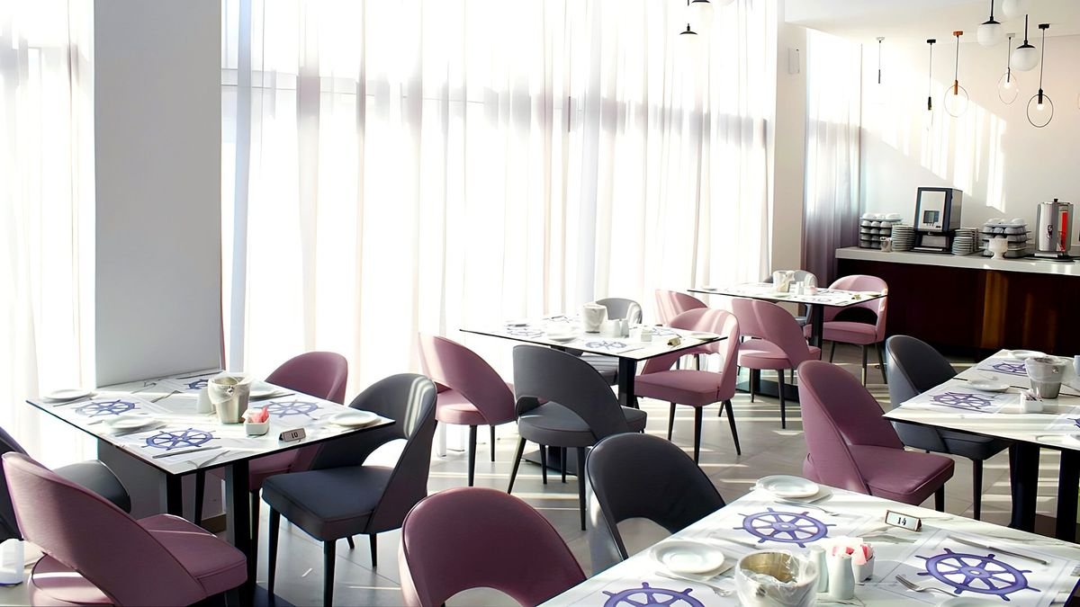Hotel Kapetanios Bay