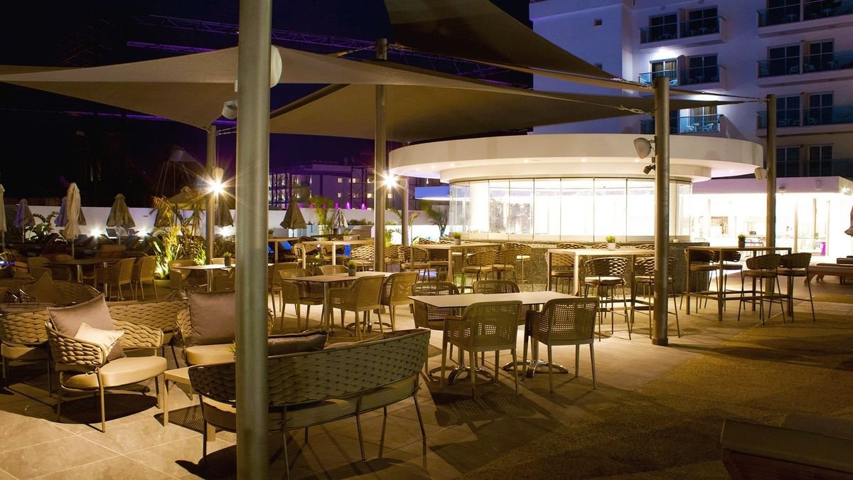 Hotel Kapetanios Bay