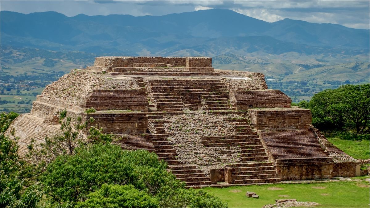Monte Alban