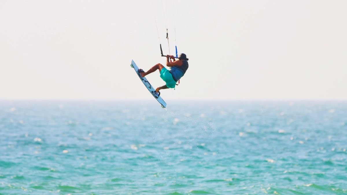 Surfing, windsurfing i kitesurfing