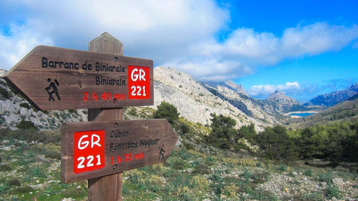 Majorka szlakiem suchego kamienia