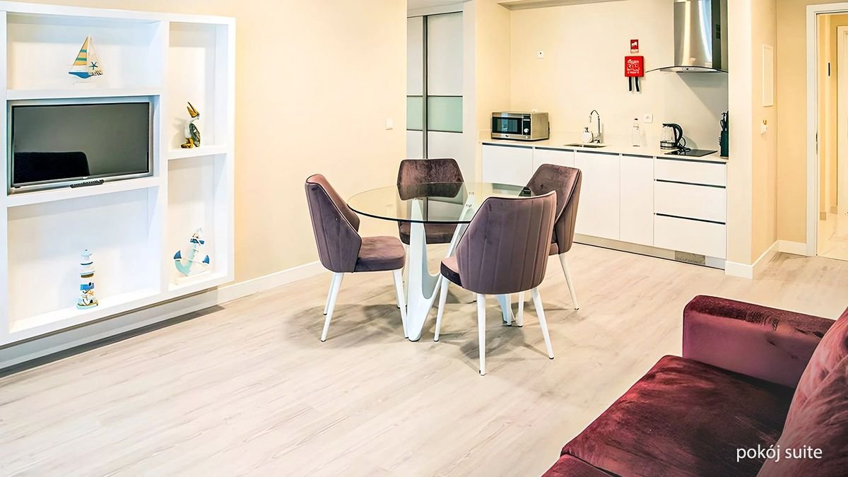 Hotel Calamar