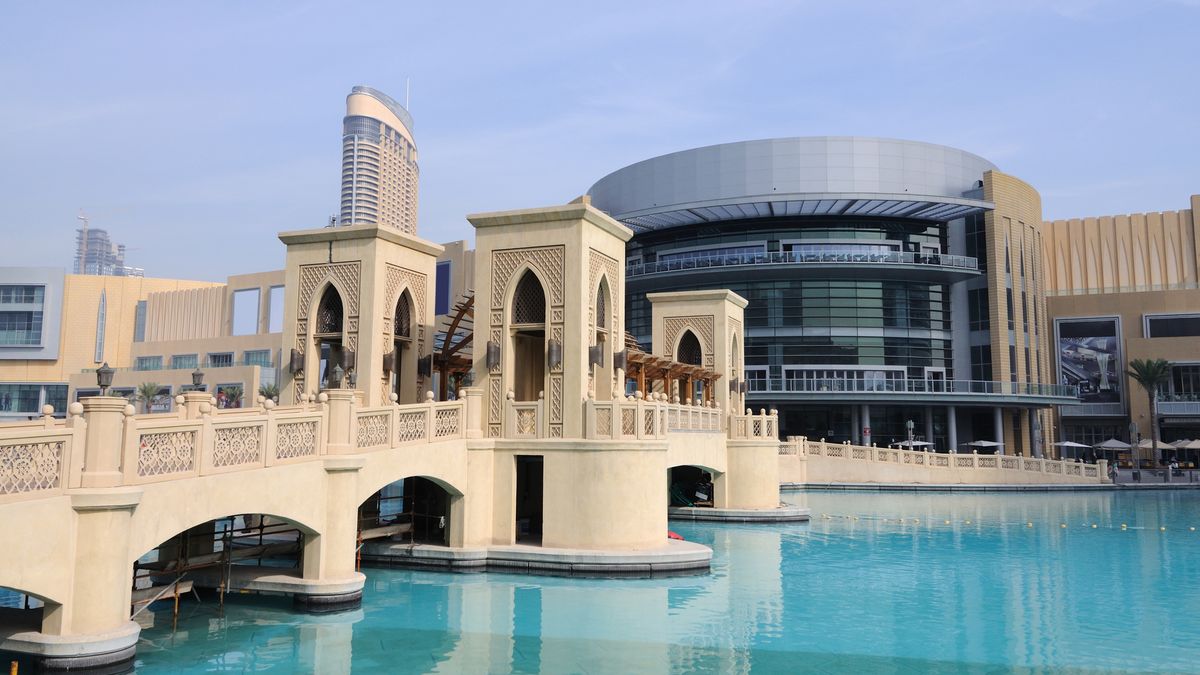 Największe centrum handlowe na świecie - Dubai Mall