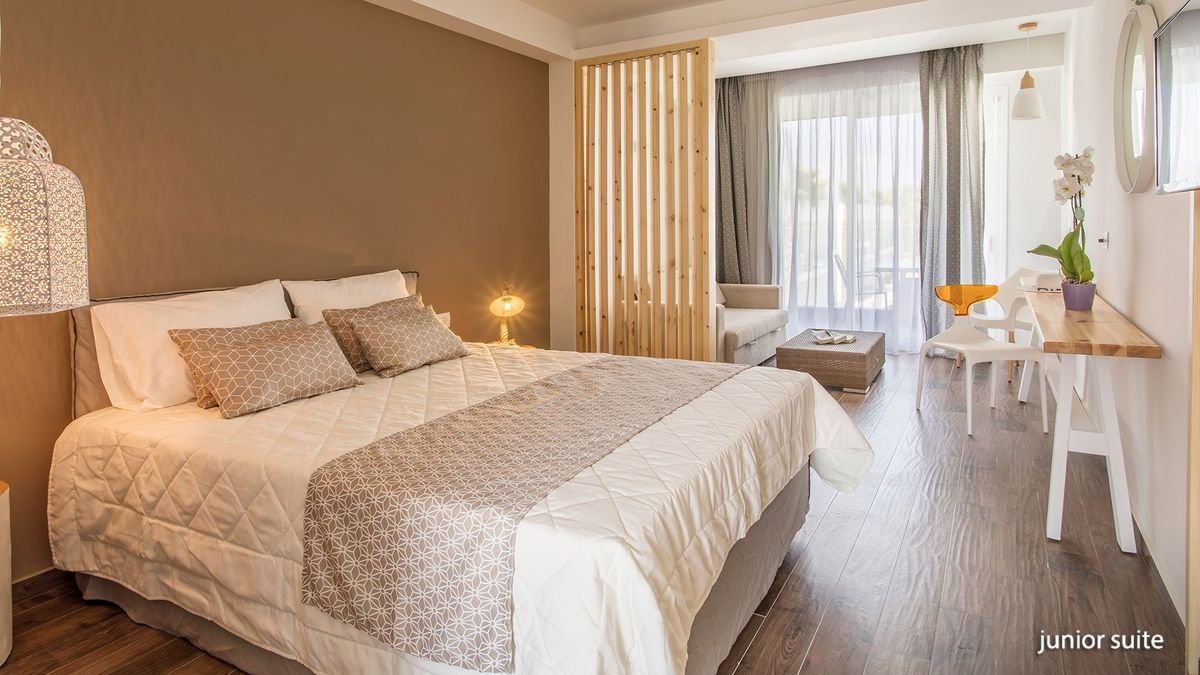 Hotel White Dreams Resort